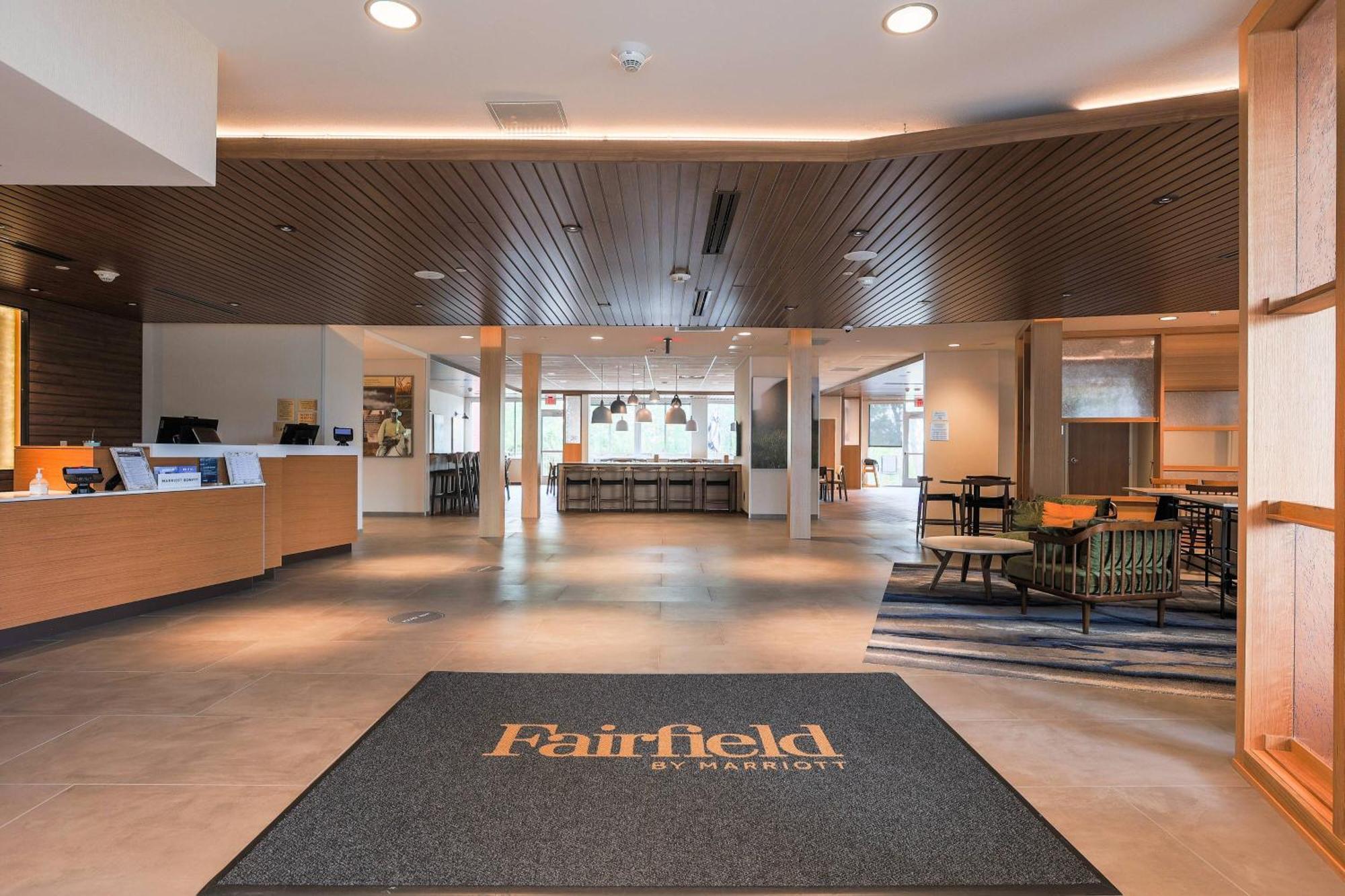 Fairfield Inn & Suites Marquette Exterior foto